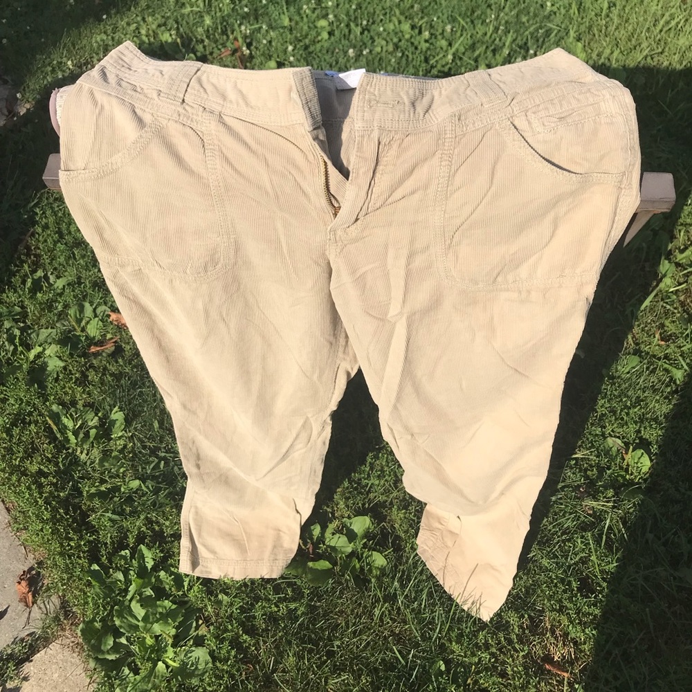 Columbia women’s size 12 khaki corduroy pants